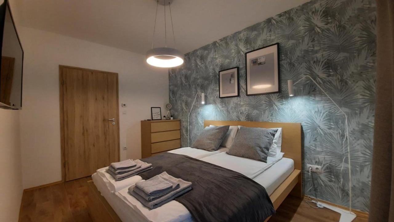 Bpr Space Grey Home With Balcony Budapesta Exterior foto